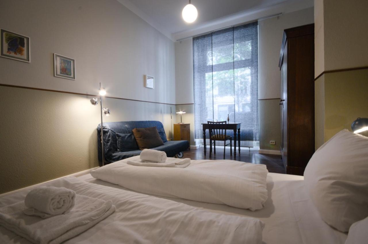 Altbauwohnung Mit 3 Baedern Berlín Exteriér fotografie